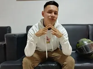 Livejasmine livesex ErickThompson