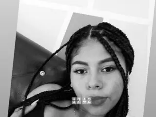Bilder pussy KourtneyHouston