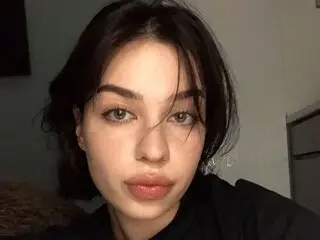 Jasmine camshow MaddyFoster