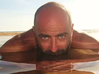 Naked sendungen MarkAntonelli